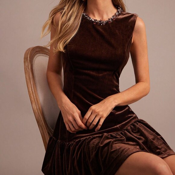 Brown Elegant Women's Velvet Sequin Crystal Ruffle Hem Sleeveless Mini Dress - Picture 6 of 7